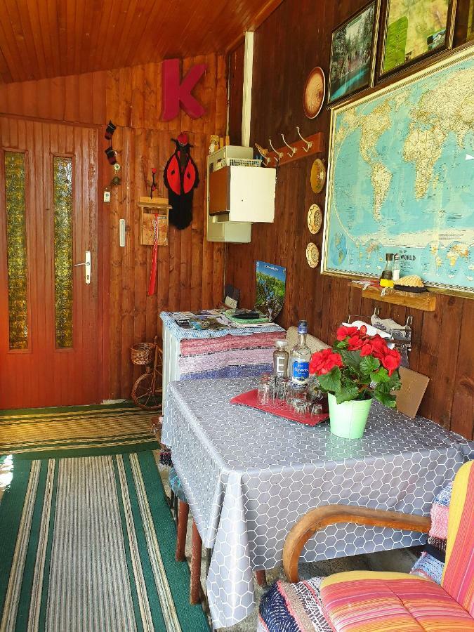 Draga Koncar Guest House Vrelo Korenicko Exterior photo